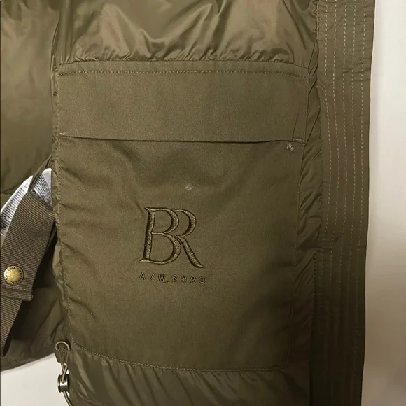 Banana Republic  Puffer Jacket - Picture 7 of 13
